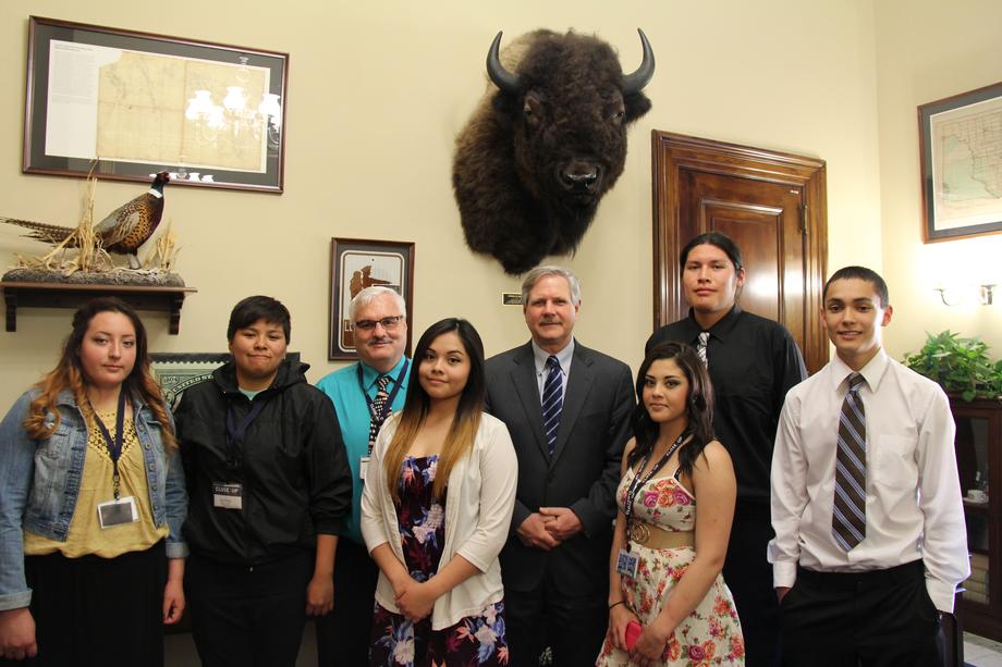 Hettinger and White Shield Close Up-April 2015 - Senator Hoeven meets with students from Hettinger and White Shield who traveled to Washington to participate in the Close Up program.